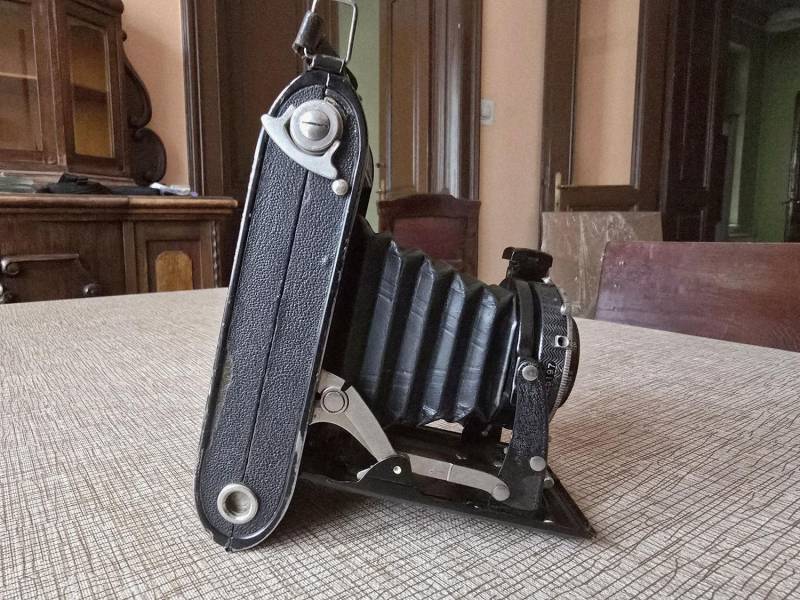 ox_sprzedam-aparat-fotograficzny-bessa