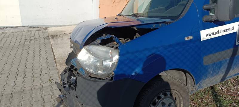 ox_fiat-doblo-ii-13-d-75km-55kw-2010-r