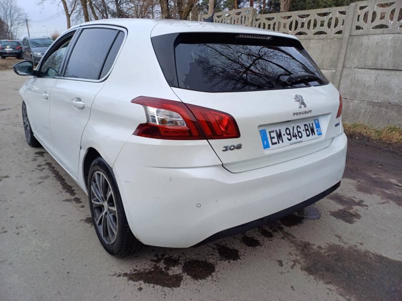 ox_peugeot-308