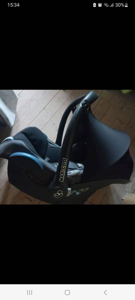 ox_sprzedam-fotelik-maxi-cosi-0-13-kg-i-baze-isofix