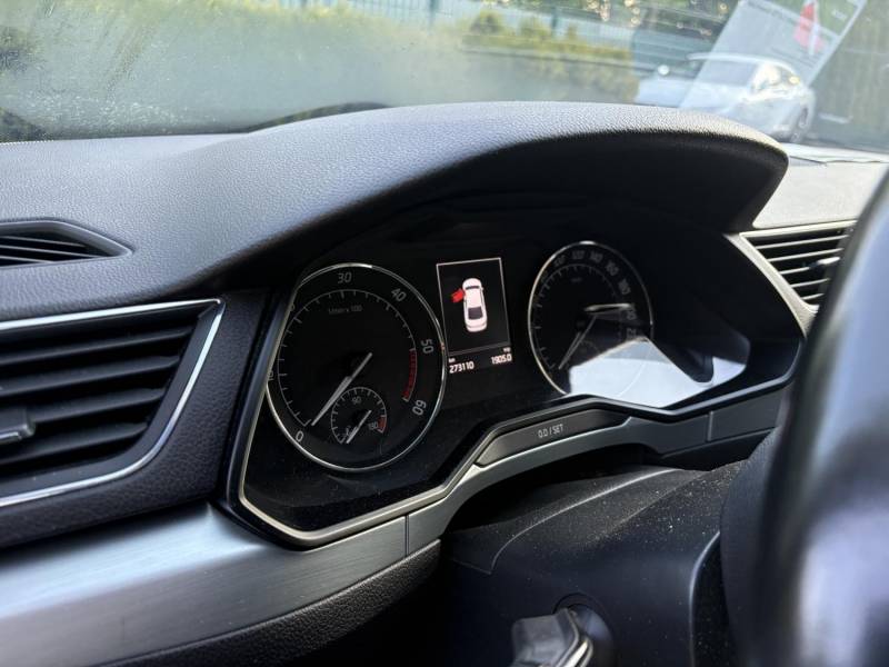 ox_skoda-superb-3