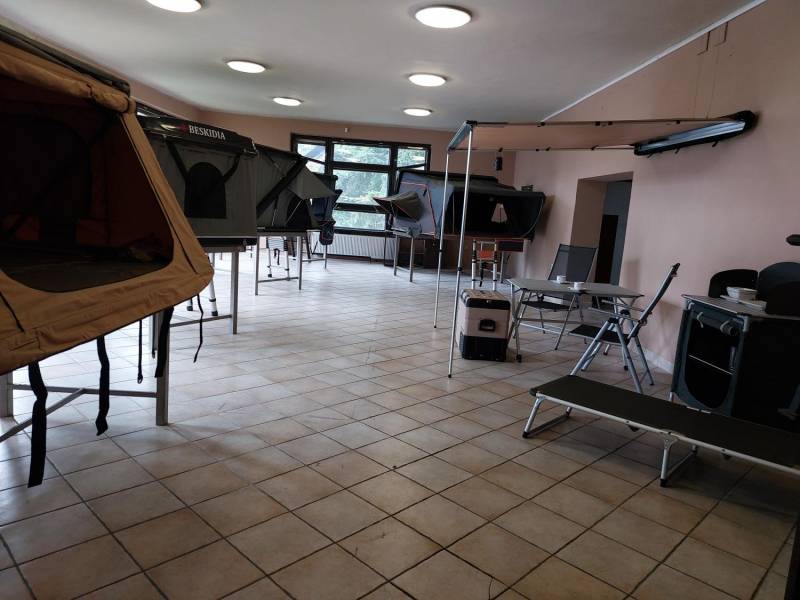 ox_ustron-przestronny-lokal-do-wynajecia