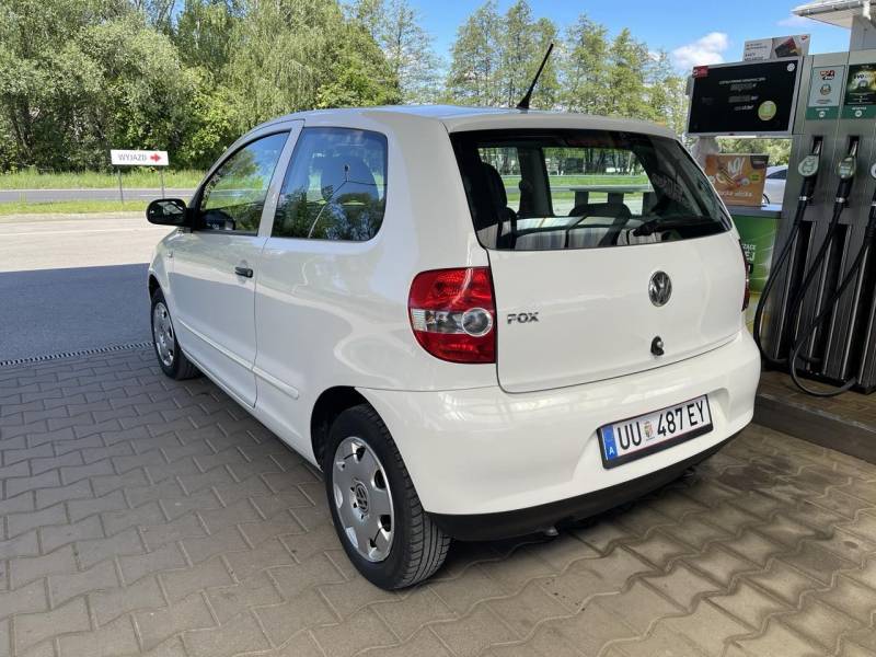 ox_vw-fox-12-benzyna-klimatyzacja-rok-2010-przebieg-127tys-km