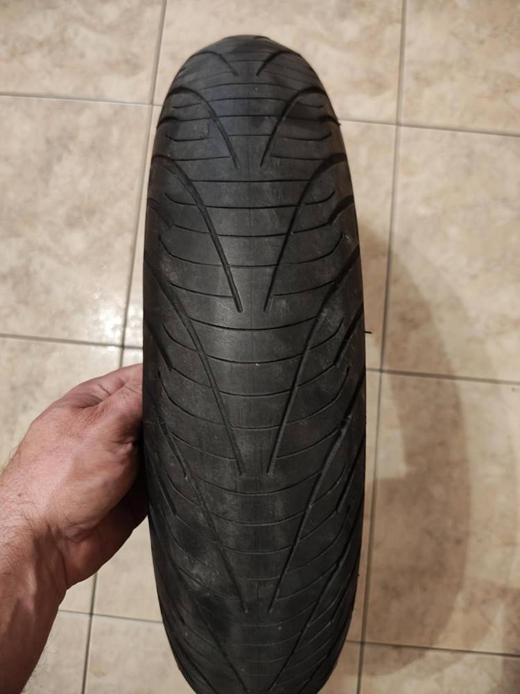 ox_opony-motor-michelin-pilot-road3-zr17