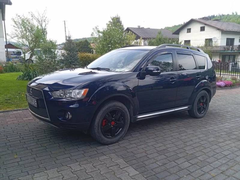 ox_mitsubishi-outlander-2011-benzyna-gaz