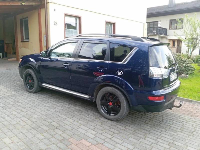 ox_mitsubishi-outlander-2011-benzyna-gaz