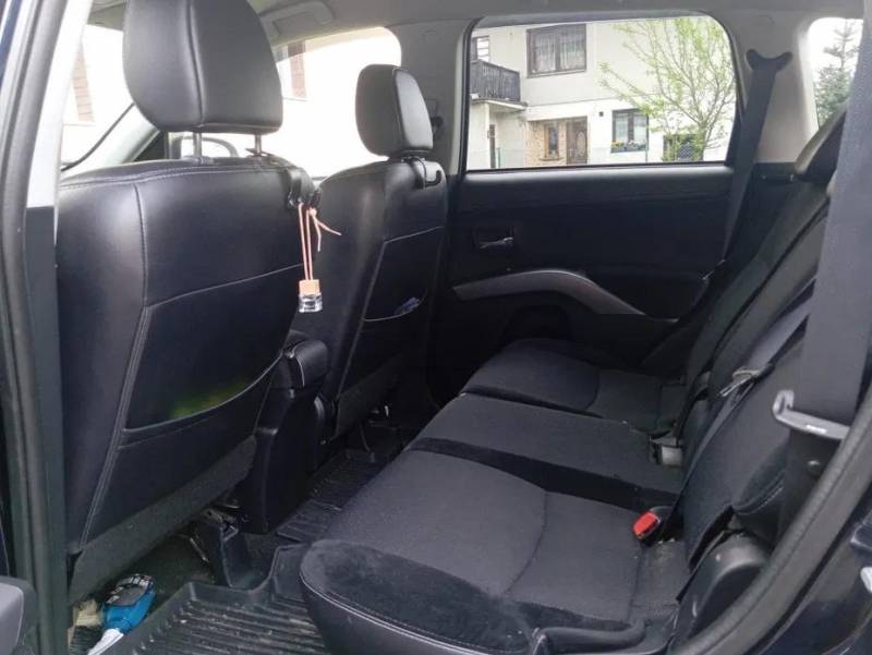 ox_mitsubishi-outlander-2011-benzyna-gaz