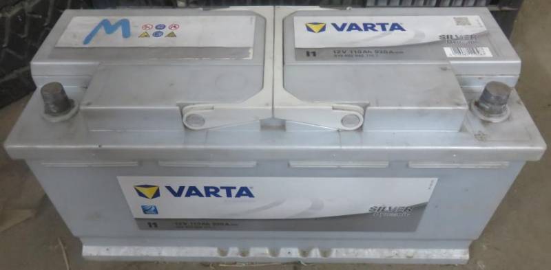 ox_akumulator-varta-silver-dynamic-i1-110ah-920a-en