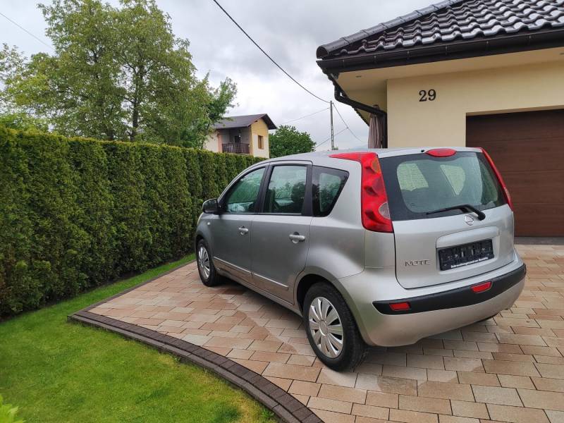 ox_nissan-note-14-benzyna-klima-2007r