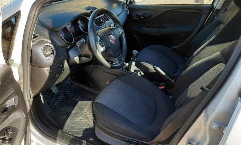 ox_fiatpunto-salonowy-14-benzyna-serwisowanyzadbany-5drzwi-klimaalufelgi