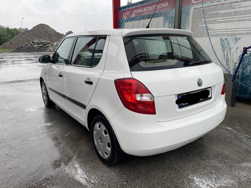 ox_skoda-fabia-12-benzyna-klima