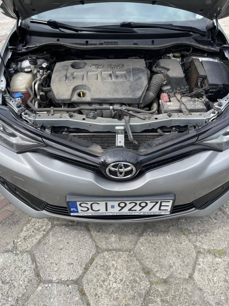 ox_toyota-auris-combi-selection-16-2018-lpg-stag