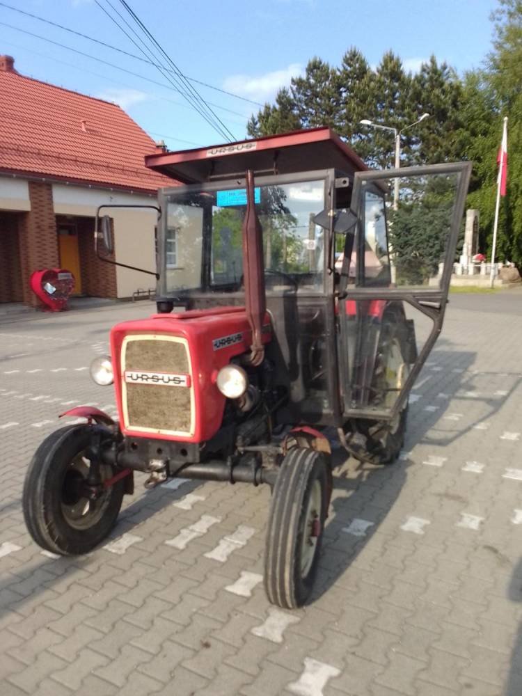ox_sprzedam-ciagnik-ursus-c-330