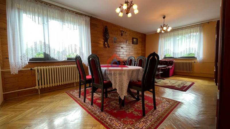ox_dom-jednorodzinny-z-pieknym-ogrodem-konczyce-male