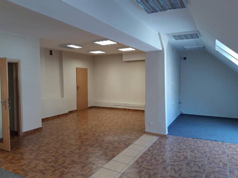 ox_skoczow-centrum-lokale-do-wynajecia