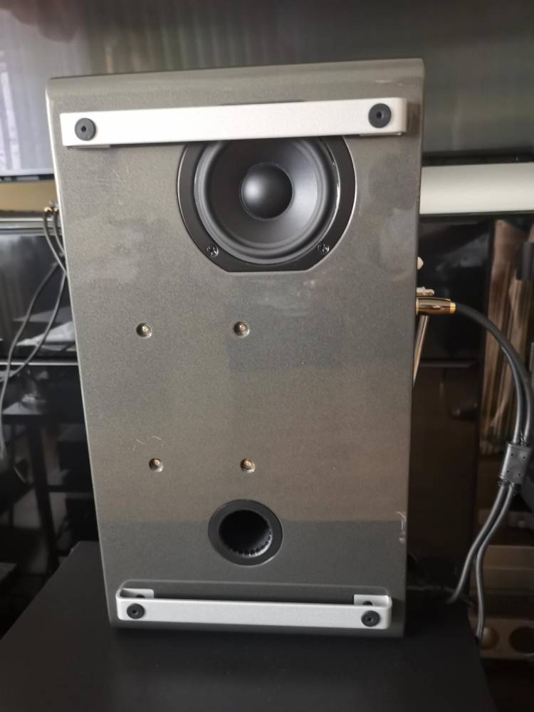 ox_ruark-r4i-aio-brytyjski-zintegrowany-system-audio-21-klasy-premium