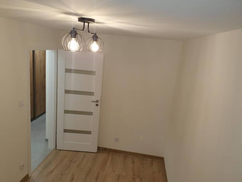 ox_wynajme-3-pokojowe-mieszkanie-cieszyn-liburnia-ul-filasiewicza-48m2