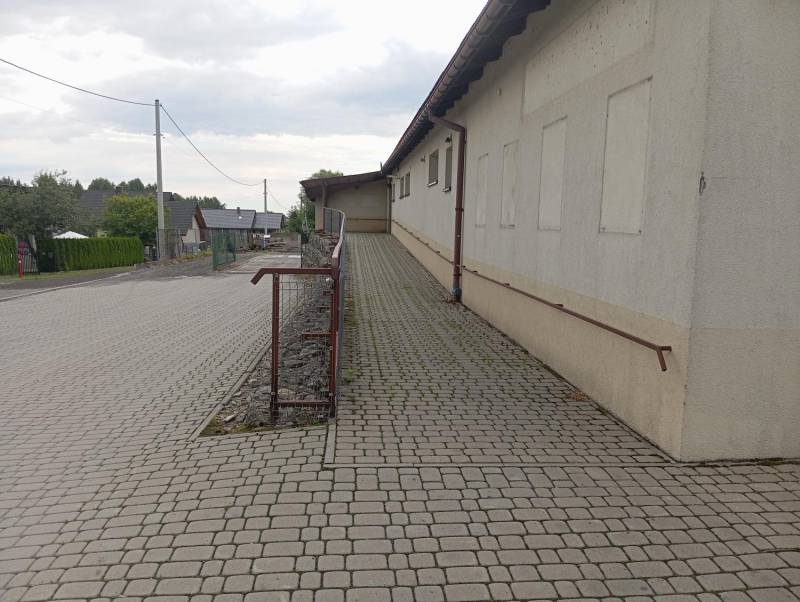 ox_lokal-do-wynajecia-na-dzialalnosc-handlowo-uslugowa-w-centrum-debowca