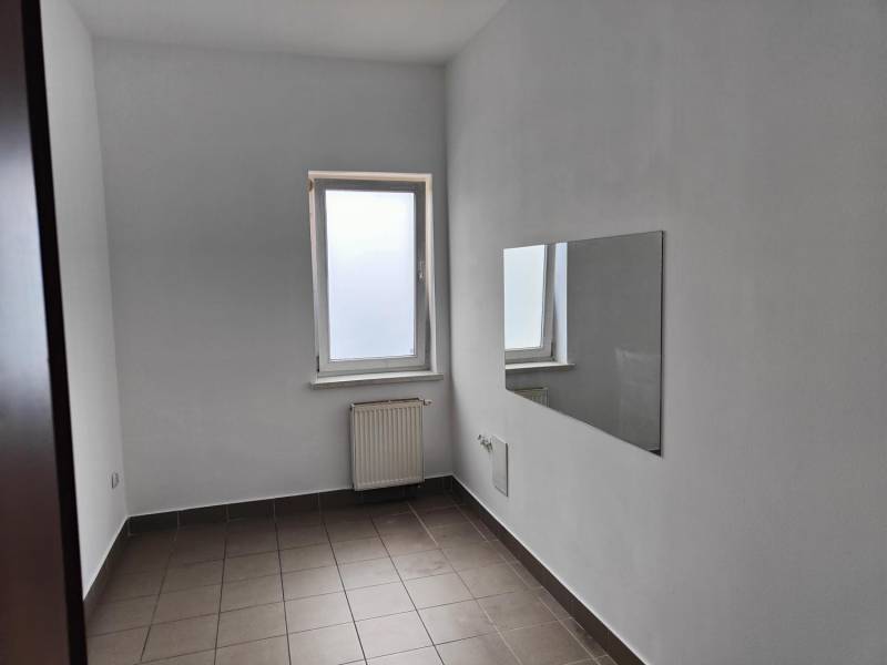 ox_lokal-do-wynajecia-50m2-skoczow-centrum