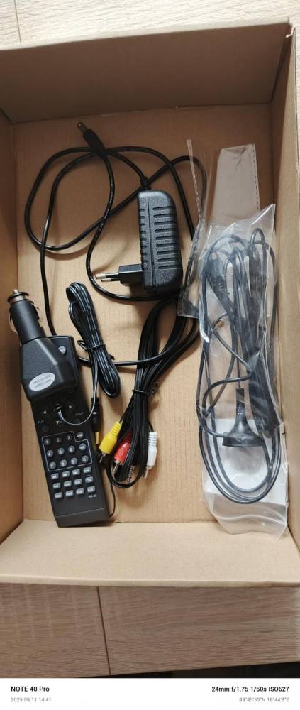 ox_telewizor-cyfrowy-dvb-t2-inox-12t