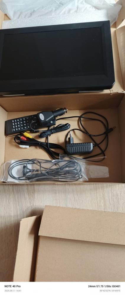 ox_telewizor-cyfrowy-dvb-t2-inox-12t