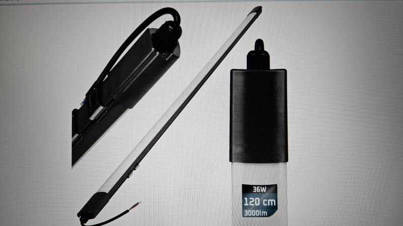 ox_lampa-led-sufit-garaz-itd