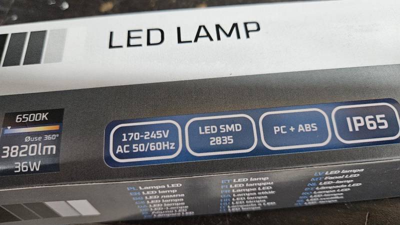 ox_lampa-led-sufit-garaz-itd