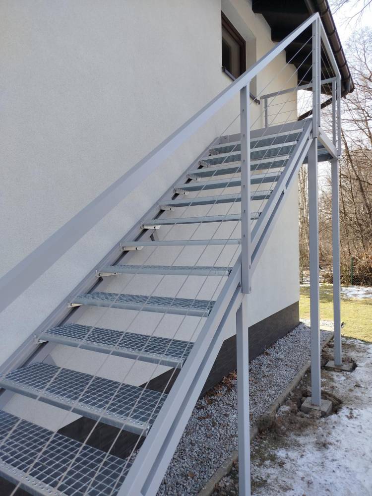 ox_pomocnik-do-ogrodzen-montaz-konstrukcji-i-balustrad