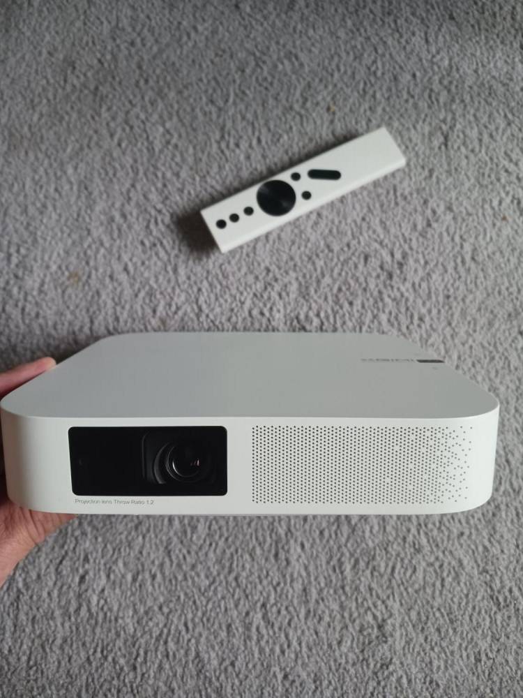 ox_projektor-xgimi-z6polar