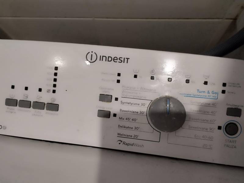 ox_pralka-indesit