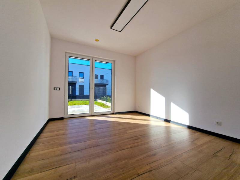 ox_nowoczesny-apartament-gotowy-do-zamieszkania-ogrodek