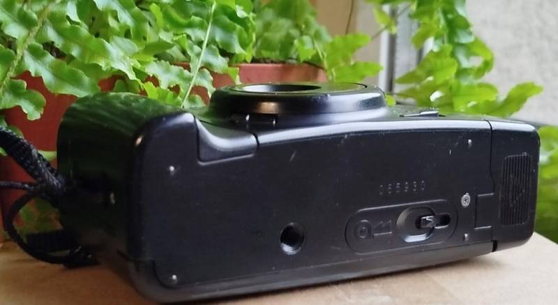 ox_aparat-yashica-mg-2