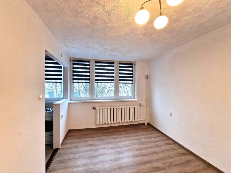 ox_skoczow-2-pokoje-3430-m2-sloneczne-balkon