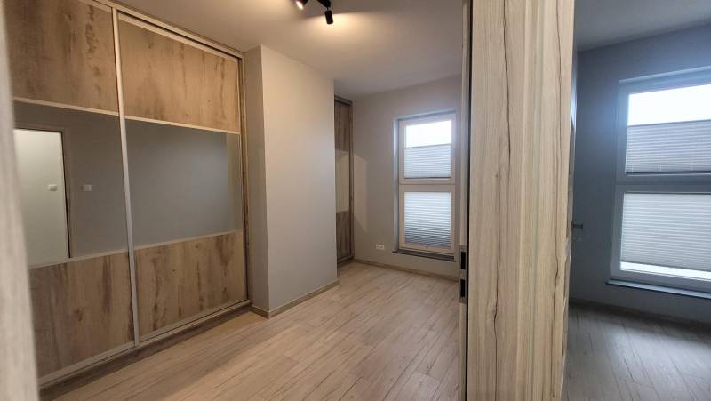ox_wynajme-duzy-apartament