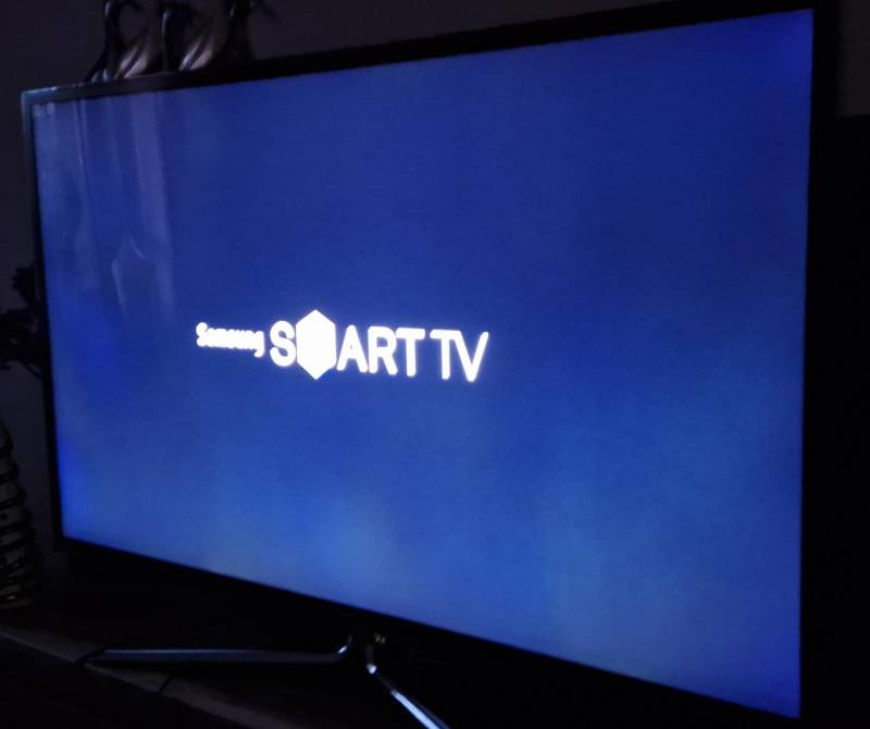 ox_telewizor-samsung-ue46d6750ws