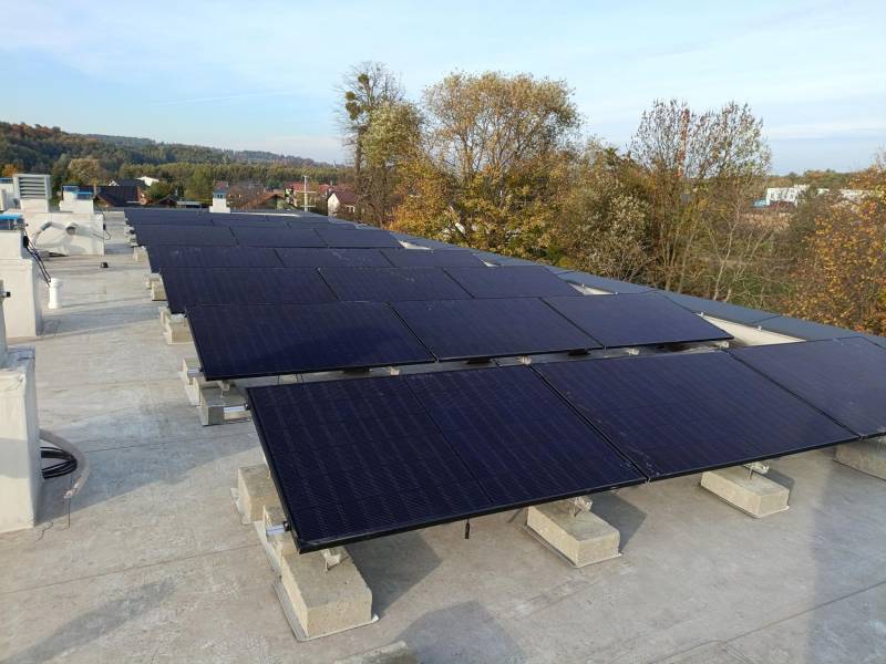 ox_instalacja-pv-o-mocy-6kw-falownik-deye-12kw-magazyn-energii-16kwh