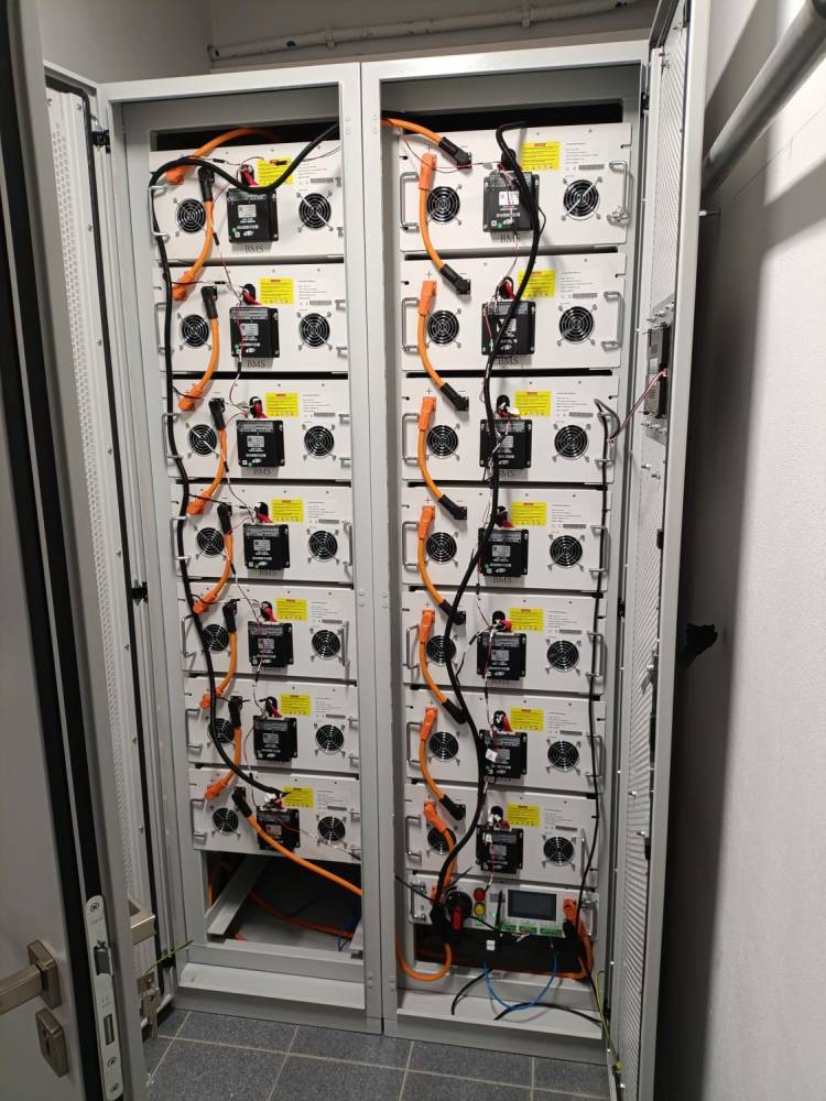 ox_instalacja-pv-o-mocy-6kw-falownik-deye-12kw-magazyn-energii-16kwh