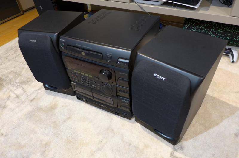ox_wieza-sony-hcd-hc701-2-kolumny-sony-ss-h701