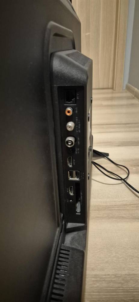 ox_telewizor-led-lin-smart-dvbt-2-32-cale