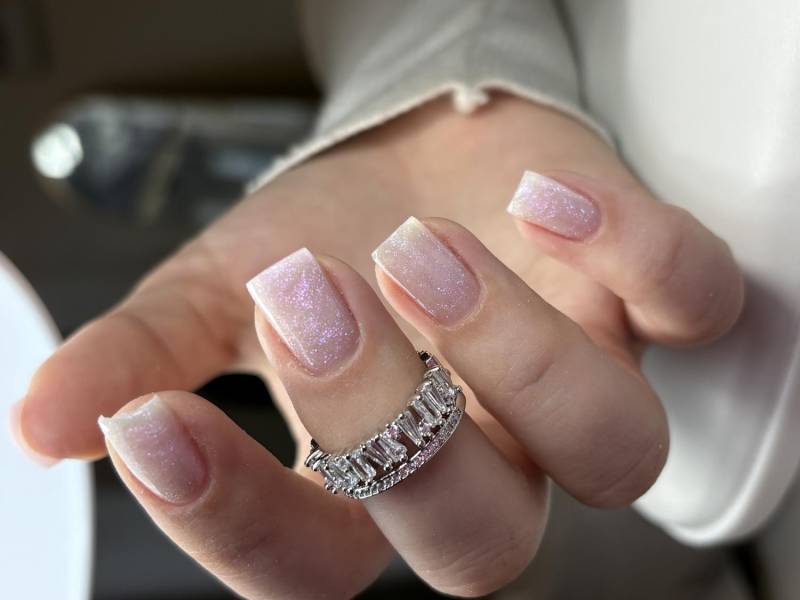 ox_salon-kosmetyczny-mt-nails-art-we-wrzesni-paznokcie-brwi-rzesy-pedi