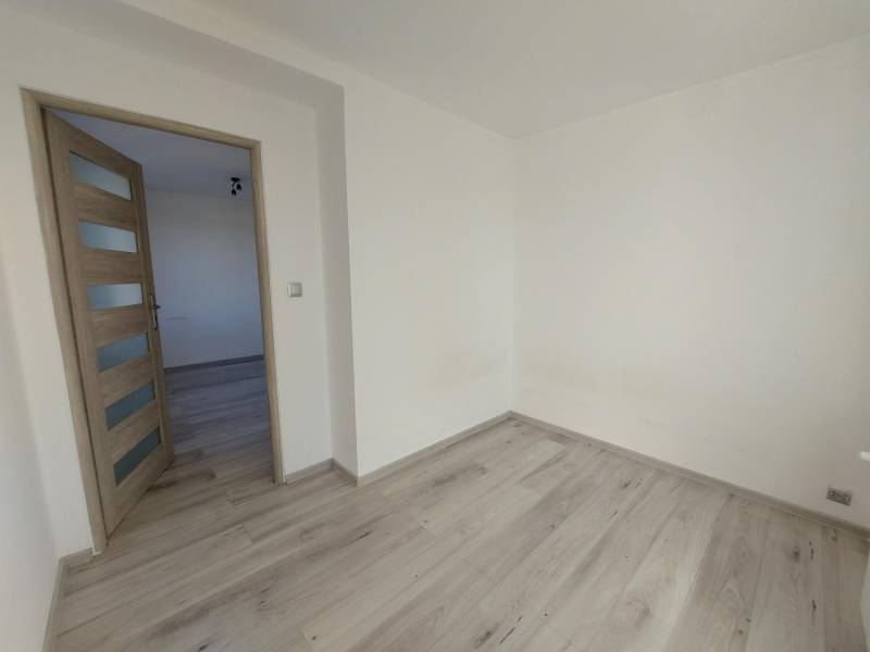 ox_mieszkanie-do-wynajecia-w-cieszynie-2-pokoje-34m2-parking