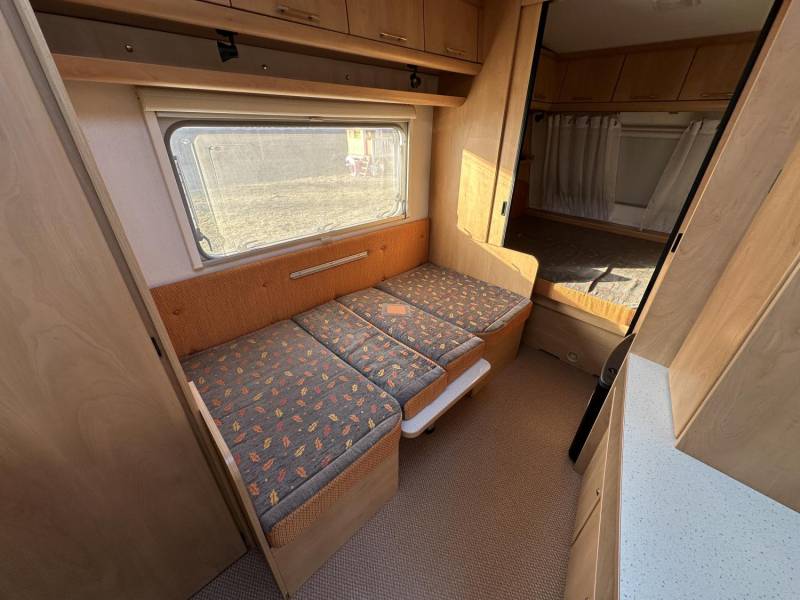 ox_przyczepa-kempingowa-burstner-ventana-400ts-avantgarde-truma-al-ko