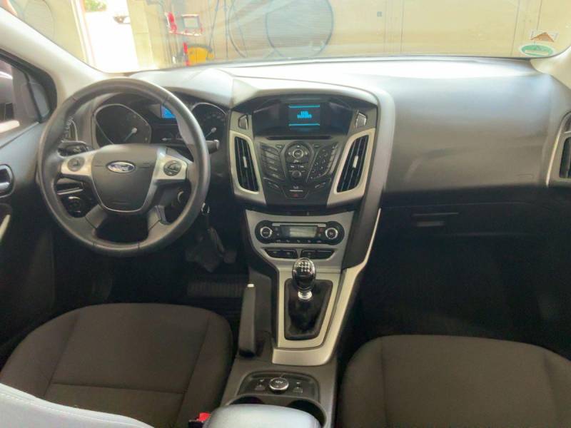 ox_ford-focus-10-ecoboost-sync-edition-50tys-km2014r