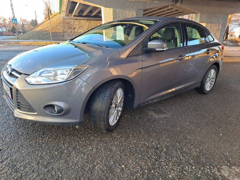 ox_ford-focus-10-ecoboost-sync-edition-50tys-km2014r