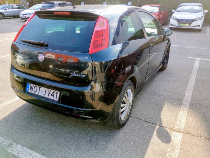 ox_13-multijet-75km-grande-punto-2009-tylko153000kilom