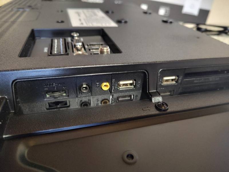 ox_telewizor-toshiba-32