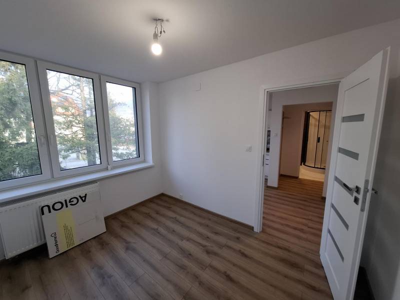 ox_ustron-rynek-mieszkanie-23m2-w-centrum-miasta