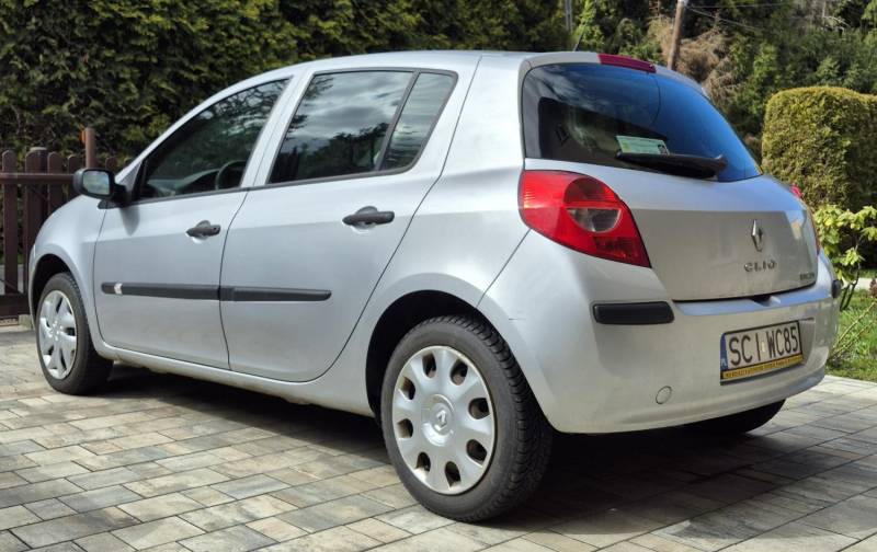 ox_sprzedam-renault-clio-2007-rok