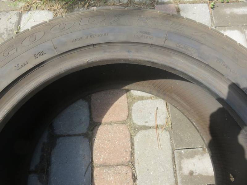 ox_2555019-4-opony-goodyear