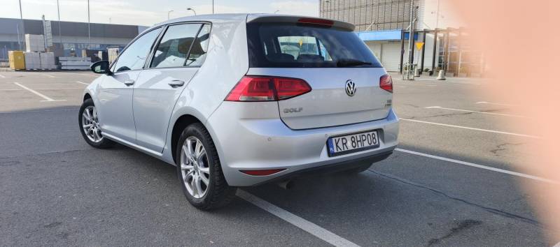ox_volkswagen-golf-12-tsi-bmt-trendline-2015-salon-polska